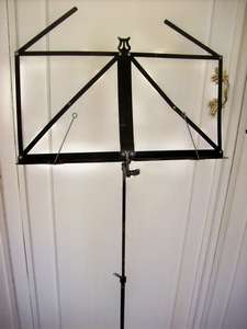 MUSIC SHEET STAND