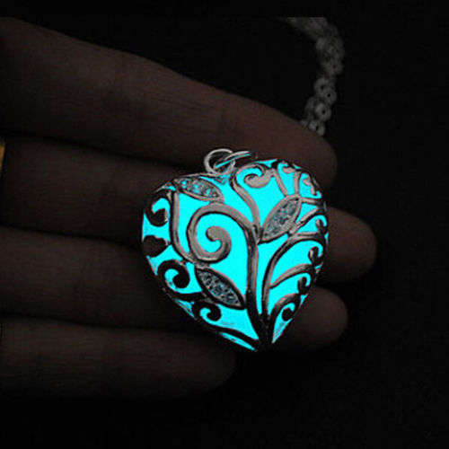 AQUA HEART PENDANT AND CHAIN - GLOW IN THE DARK