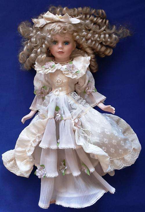 NJSF Porcelain Doll 43 cm on Stand