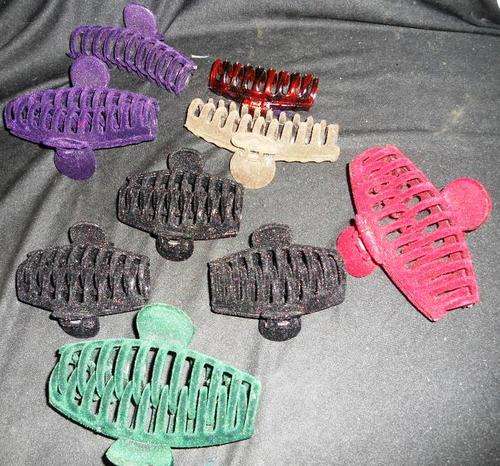 9 x Hair Clips One Bid for All