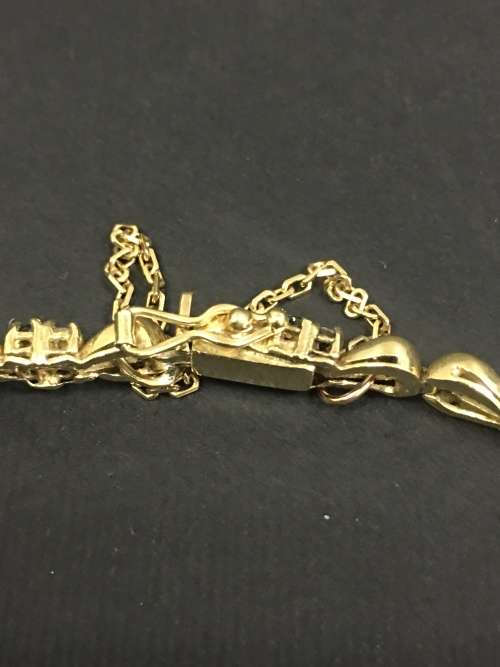 9kt Yellow Gold Ladies Diamond Bracelet