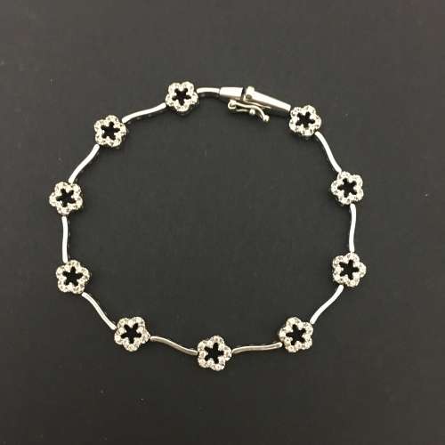 14kt White Gold Ladies Bracelet
