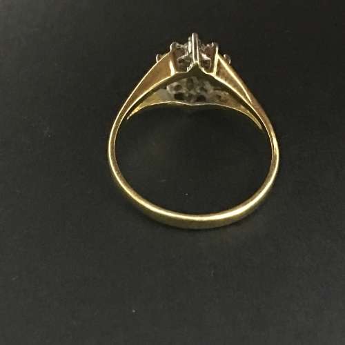 Beautiful Diamond Cluster Ladies Ring