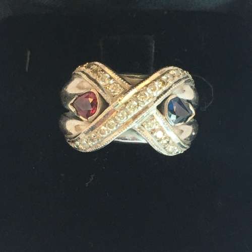 Unique 18ct White Gold & Diamond Ladies Ring