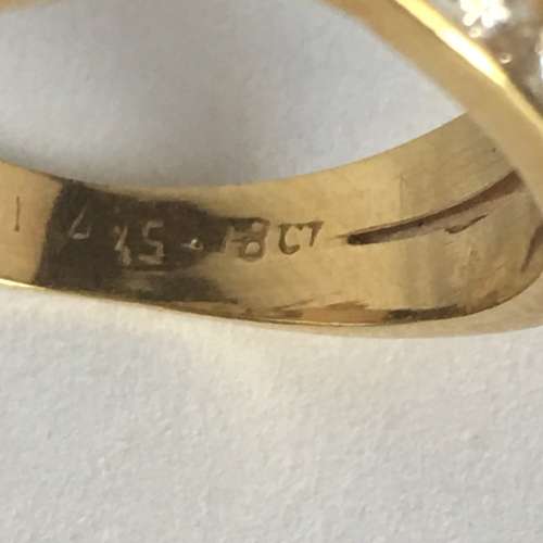 Beautiful 18ct Yellow Gold + Diamonds & Sapphires