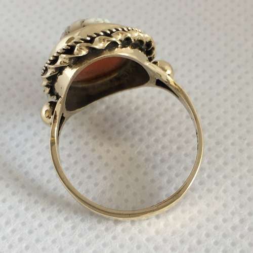 Vintage 9ct Yellow Gold + Cameo Ladies ring