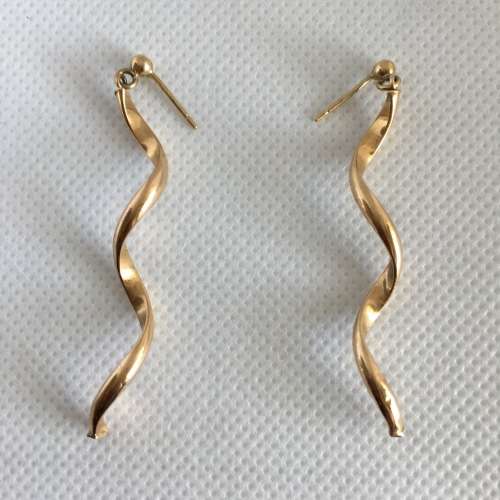 9ct Yellow Gold Ladies Spiral Earrings