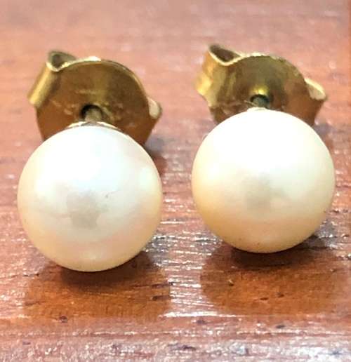 Stunning Vintage Gold Pearl Earrings