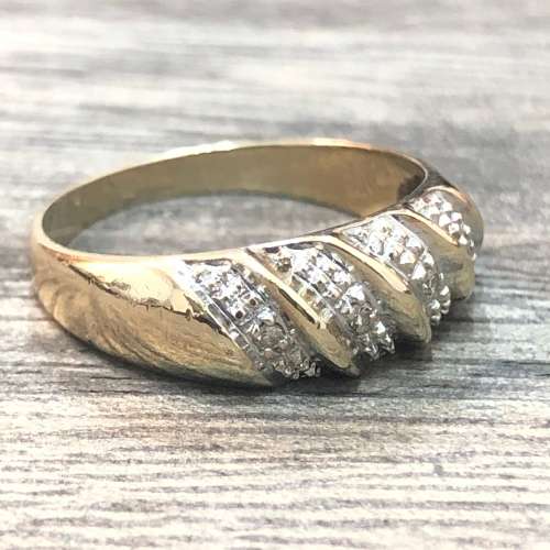 9ct Yellow Gold Ladies Ring