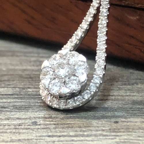 Stunning White Gold Diamond Necklace