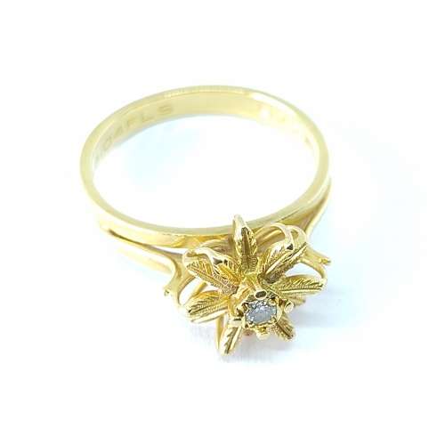 18ct Yellow Gold Diamond Floral Ring