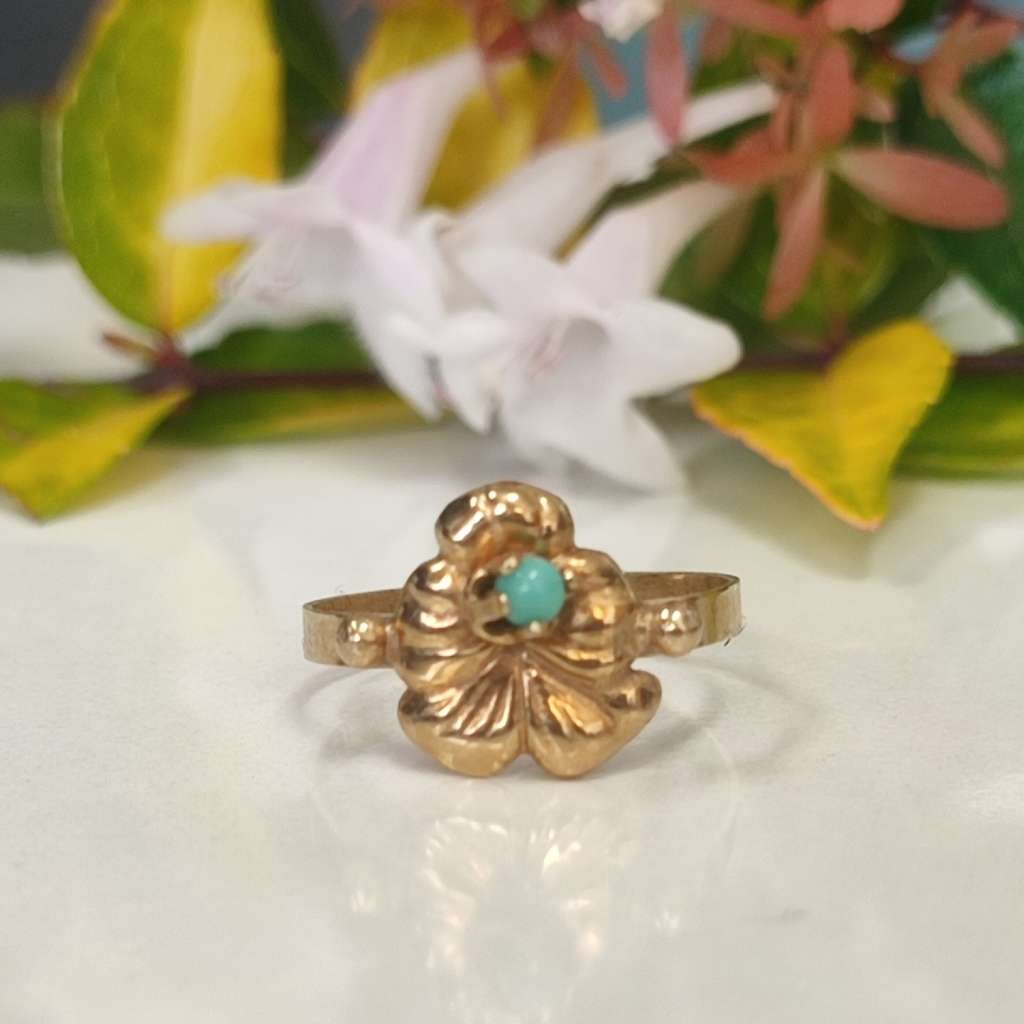 14kt Solid Gold Ladies Ring #r01