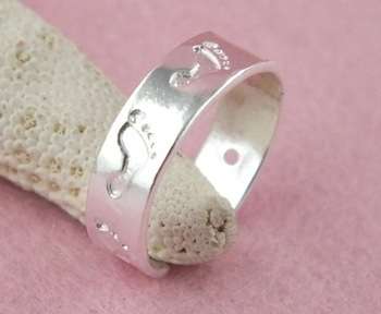 SILVER PLATED TOE RING WITH MINI FOOTPRINTS ---RE SIZEABLE