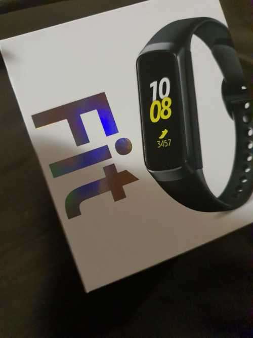 SAMSUNG FITBIT