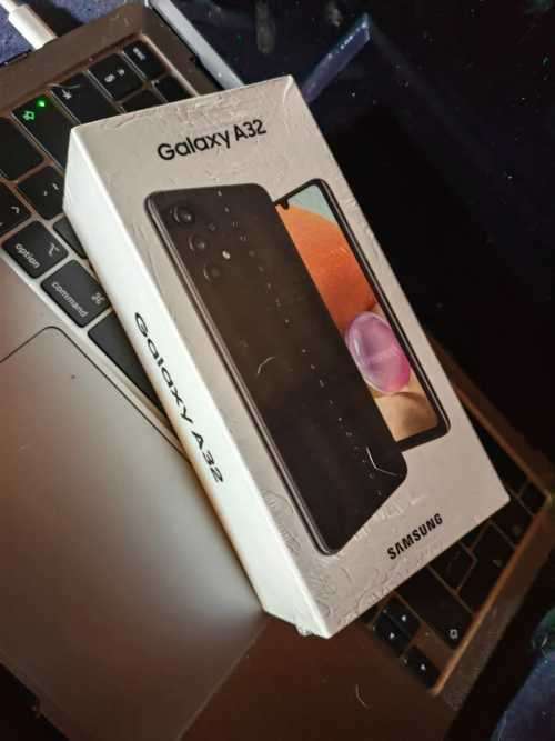 SAMSUNG A32
