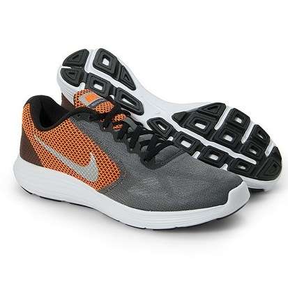 Original Mens Nike Revolution 3 - 819300-006 - UK 12 (SA 12)