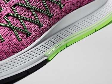 Original Ladies Nike Air Zoom Pegasus 32 749344-600 - UK 4 (SA 4)