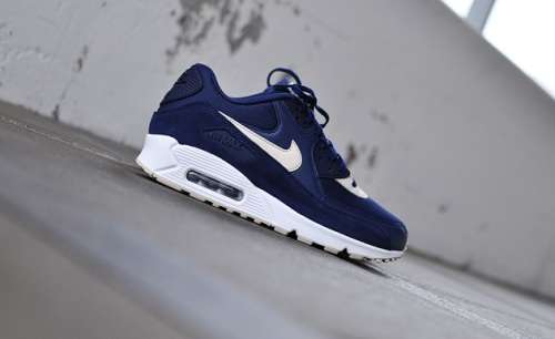 Original Ladies Nike Air Max 90 - 325213-410 - UK 5 (SA 5)