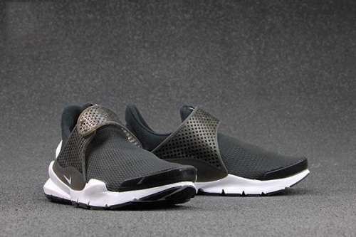 Original Boys Nike Sock Dart (GS) - 904276-001- UK 5.5 (SA 5.5) 24cm
