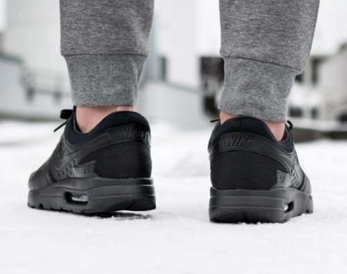 Original Mens Nike AIR MAX ZERO ESSENTIAL - 876070-006 ***SEE AVAILABLE SIZES IN AD***