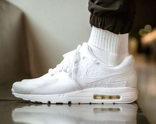 Original Mens Nike AIR MAX ZERO ESSENTIAL - 876070-100 ***SEE AVAILABLE SIZES IN AD***