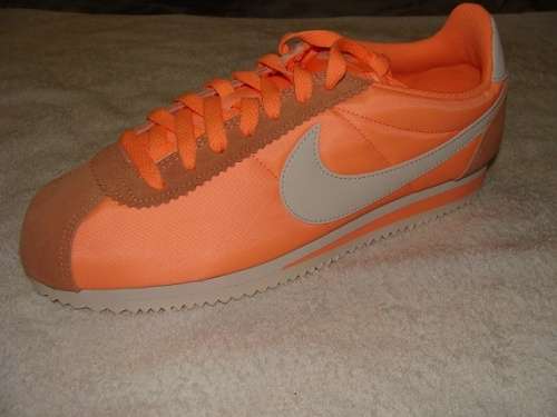 Original Ladies Nike CLASSIC CORTEZ NYLON - 749864-804 ***SEE AVAILABLE SIZES IN AD***