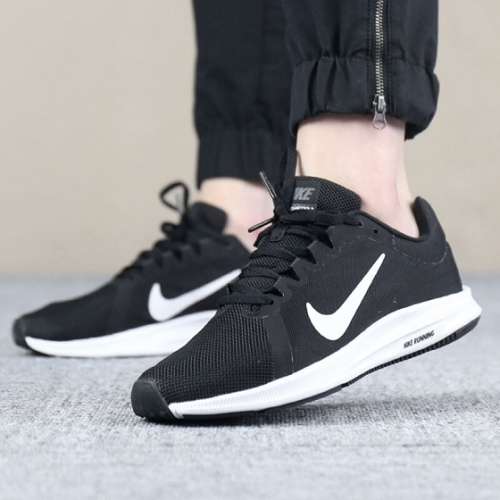 Original Ladies Nike LUNAR APPARENT - 908998-001 - UK 4 (SA 4)