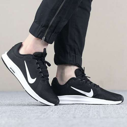 Original Ladies Nike LUNAR APPARENT - 908998-001 - UK 4 (SA 4)