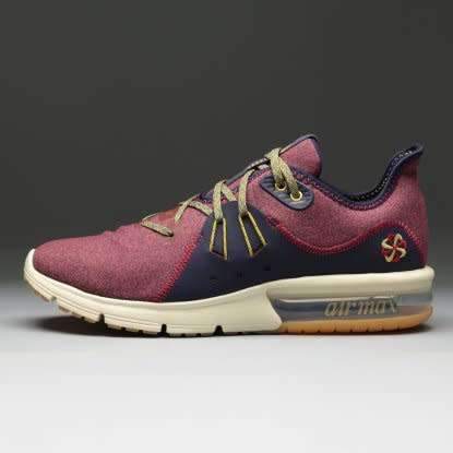 Original Mens Nike Air Max Sequent 3 PRM VST - AR0253-600 - UK 11 (SA 11)