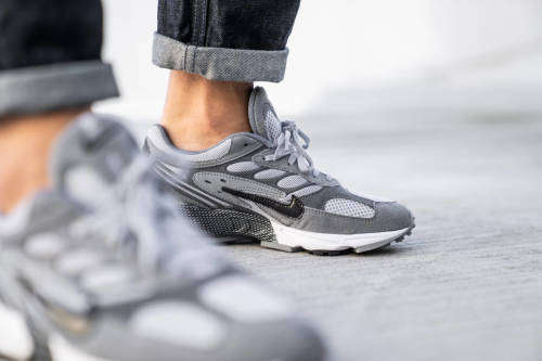 Original Mens Nike AIR GHOST RACER - AT5410-003 - UK 8 (SA 8)