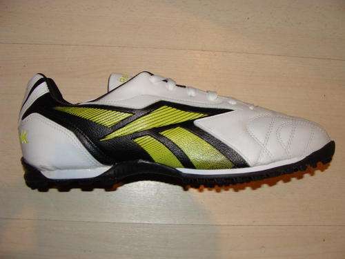 Original Mens Reebok Sao Paulo Turf UK 9