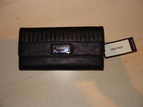 Original Ladies Nine West Wallet
