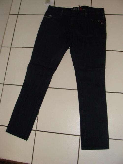 Guess Rocker Slim 32W