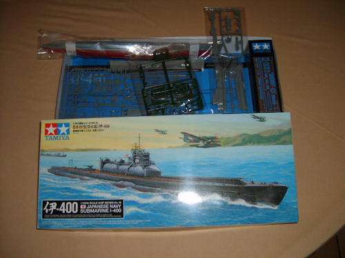 Japanese Navy Submarine I-400 - 1/350 scale Tamiya Kit
