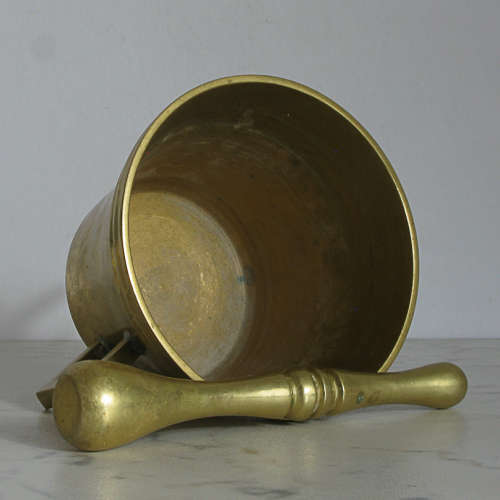 VINTAGE SOLID BRASS MORTAR AND PESTLE