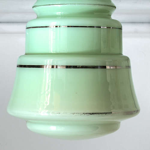 VINTAGE GREEN ART DECO LIGHT SHADE