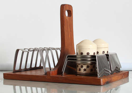 RETRO MIX AND MATCH TOAST RACK WITH SIX STAINLESS EGG HOLDERS AND MELAMINE SALT AND PEPPER SHAKER