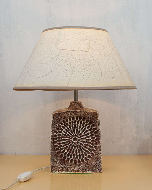 RETRO CAST PLASTER TABLE LAMP