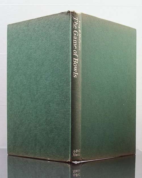 Hot@250! 4 VINTAGE BOWLS BALLS AND BOOK IN A LEATHER CARRY CASE