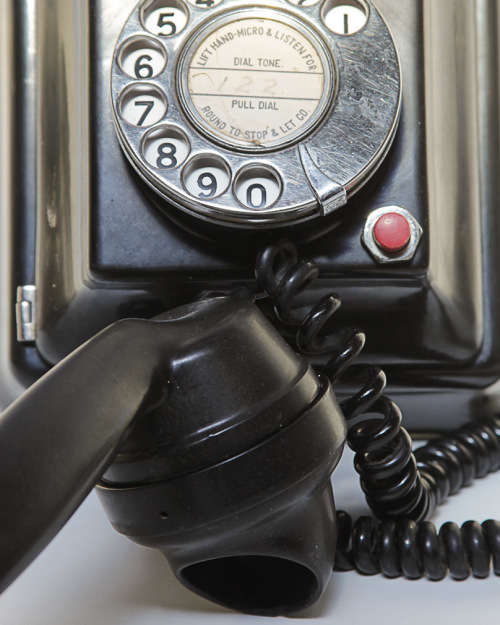 VINTAGE - BLACK WALL MOUNT BAKELITE TELEPHONE - ATM