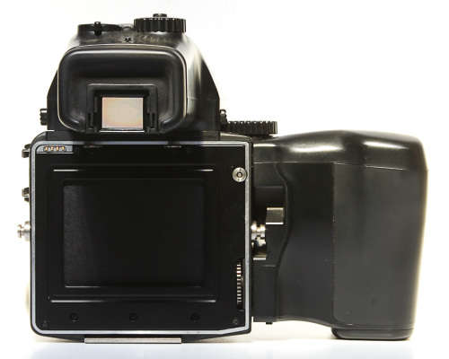 MAMIYA 645 PRO WITH LENS 80mm 2.8 N, BACKS AND ACCESSORIES, 1 LOT