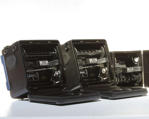 MAMIYA 645 PRO WITH LENS 80mm 2.8 N, BACKS AND ACCESSORIES, 1 LOT