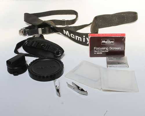 MAMIYA 645 PRO WITH LENS 80mm 2.8 N, BACKS AND ACCESSORIES, 1 LOT