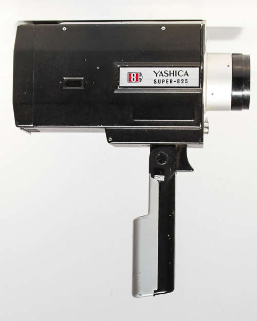 VINTAGE YASHICA SUPER 825 MOVIE CAMERA