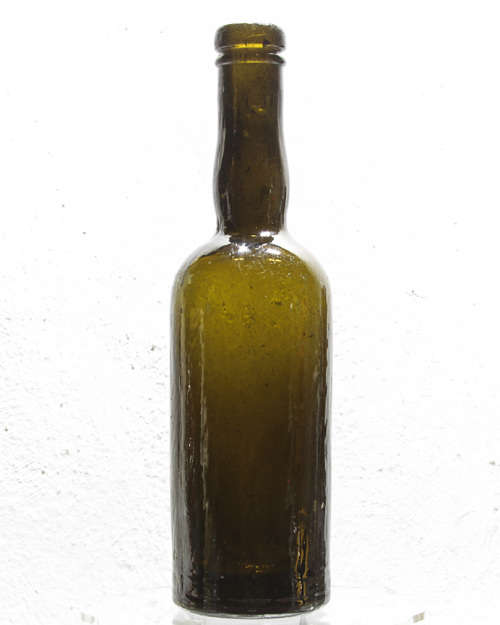 3 QUAINT VINTAGE BOTTLES, 1 LOT