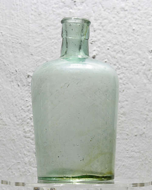 3 QUAINT VINTAGE BOTTLES, 1 LOT