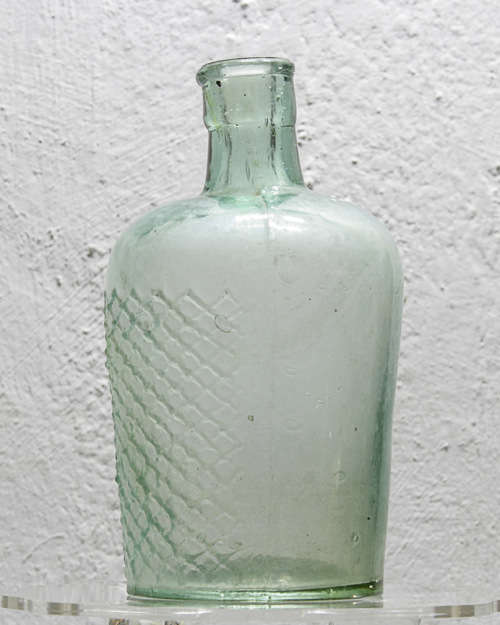 3 QUAINT VINTAGE BOTTLES, 1 LOT