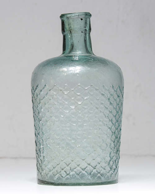 3 QUAINT VINTAGE BOTTLES, 1 LOT