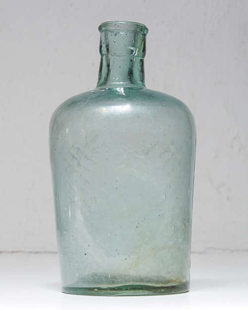 3 QUAINT VINTAGE BOTTLES, 1 LOT