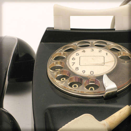 VINTAGE RETRO BLACK TELEPHONE (1992)  x1